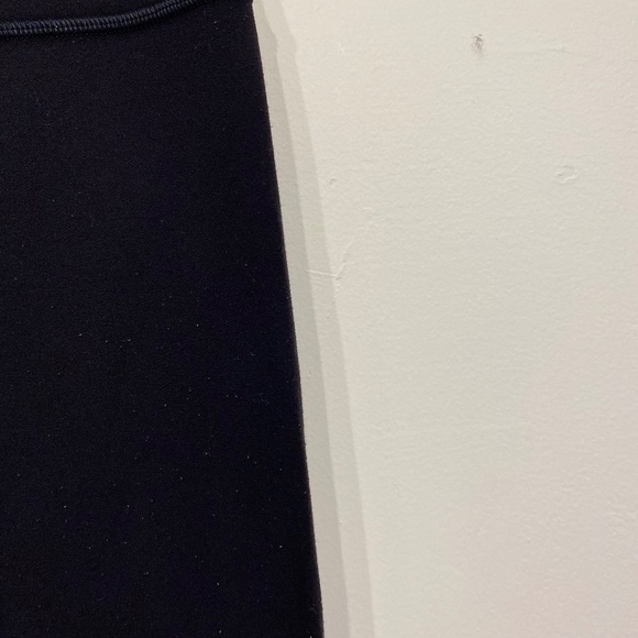 Lululemon Align Pant II 25" in Black Size 6 - Picture 6 of 6